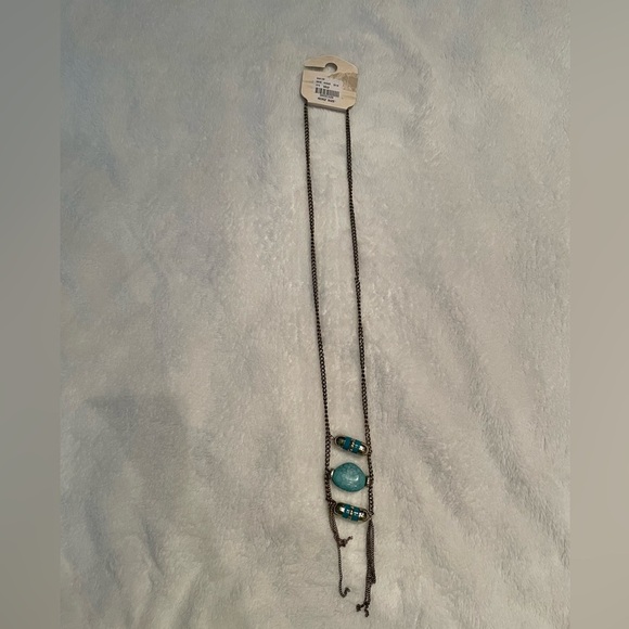 Gold and turquoise NWT necklace - Picture 7 of 9